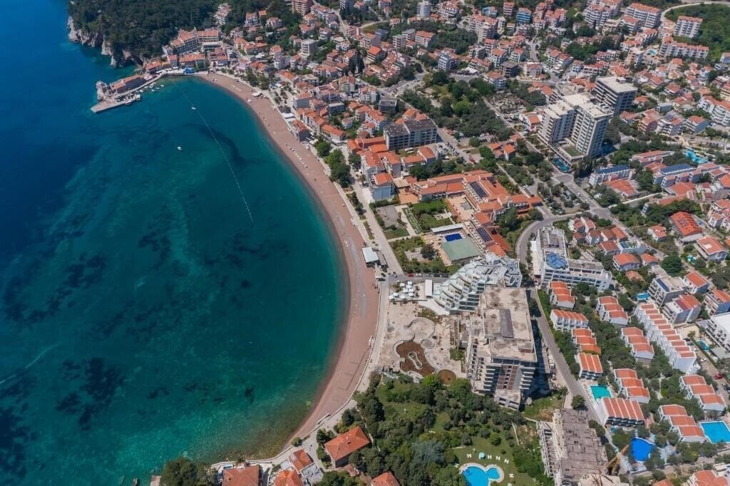 Вид Del Mar Petrovac апартаменты