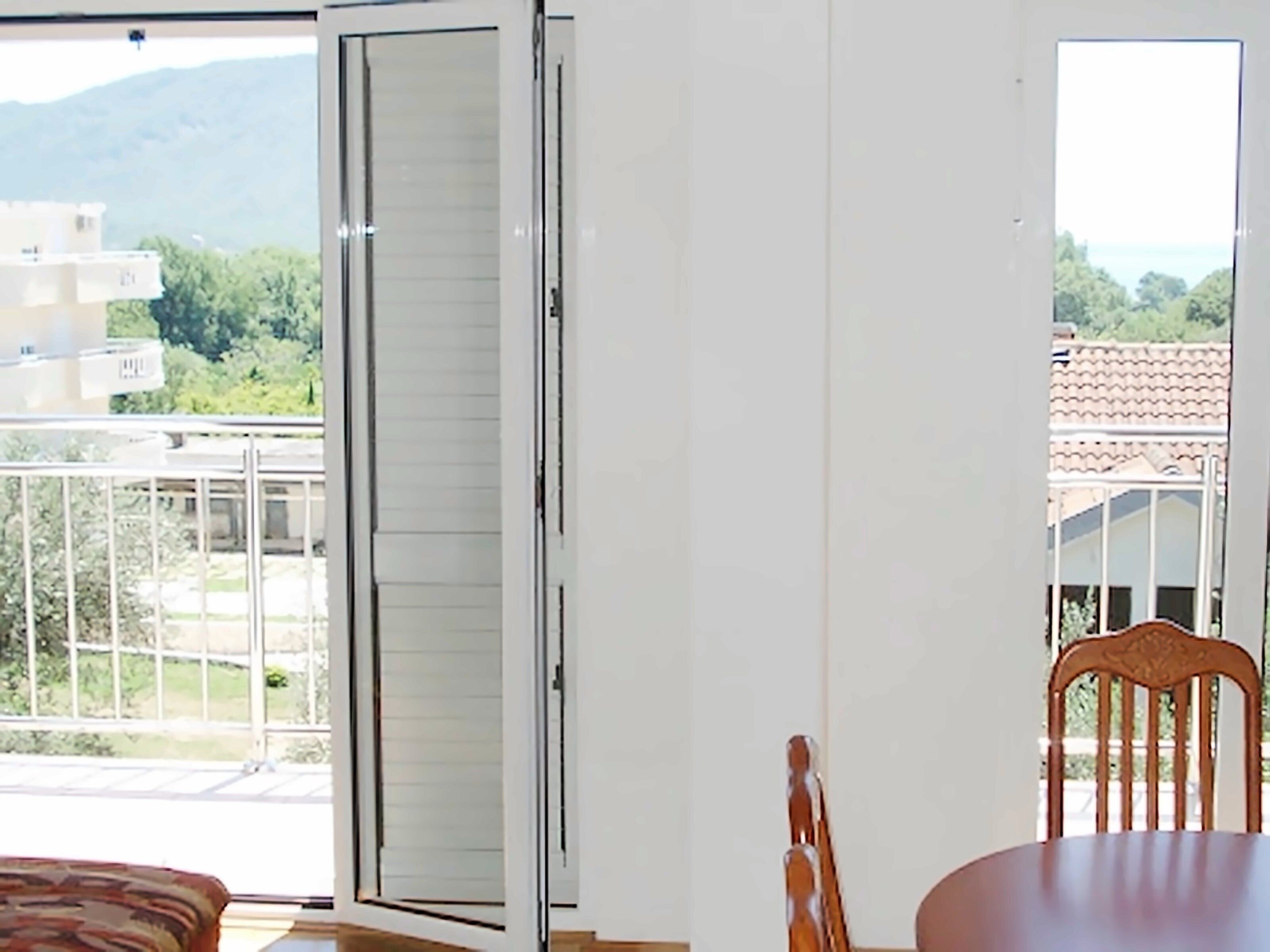 Апартаменты Seagull's Flight Dolphin апартаменты