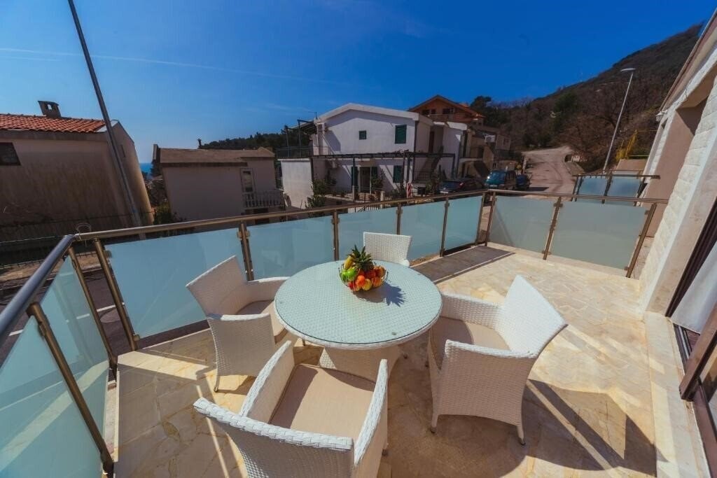 Панорама Montere 3*