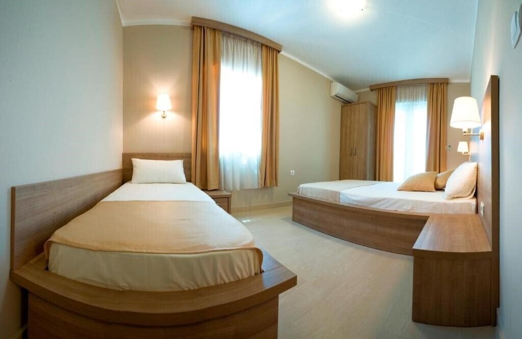 Панорама V Lux Petrovac (Cat. A) 4*