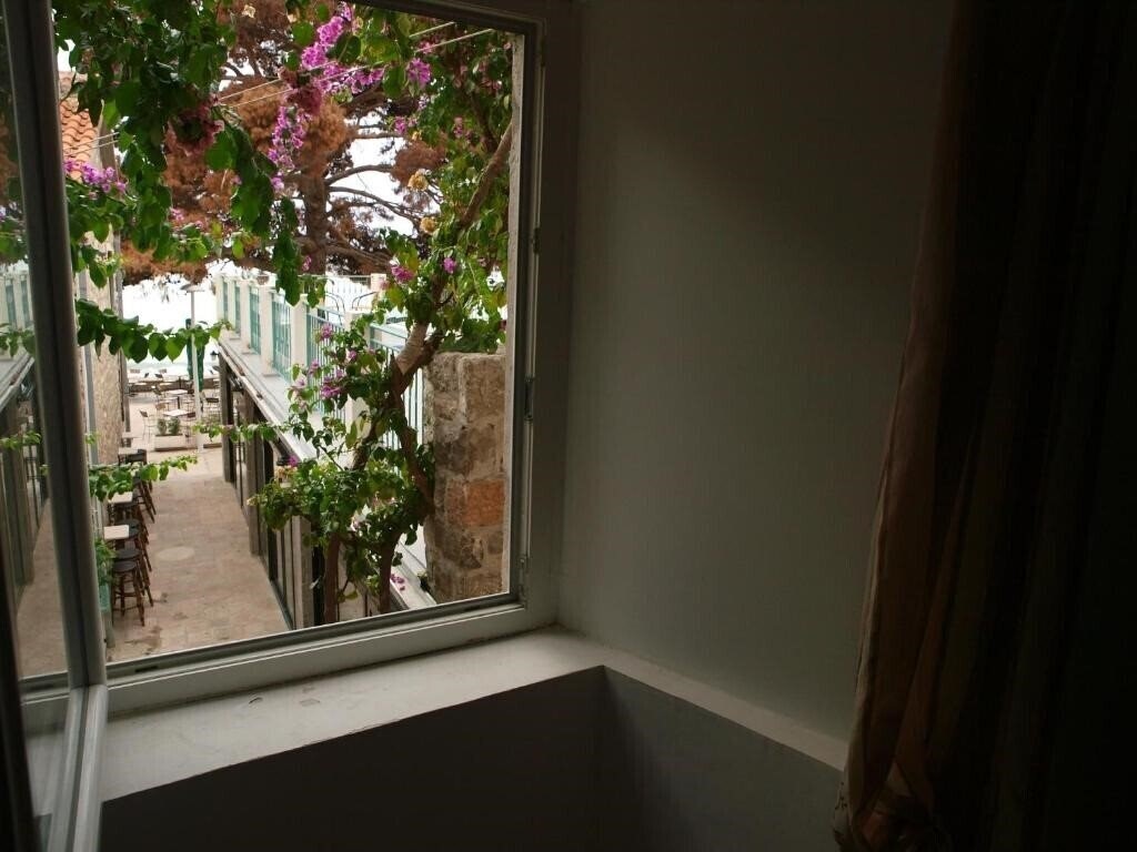 Территория Villa Obala Petrovac 3*