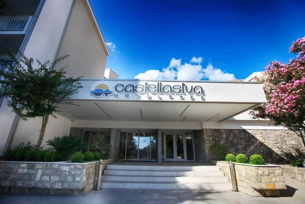 Готель Castelastva 4*