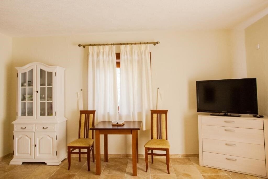 Вид Dusanova Kula (Cat.Lux) App 5*