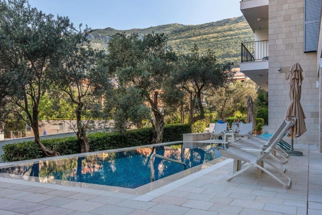 Панорама Eleven 4*