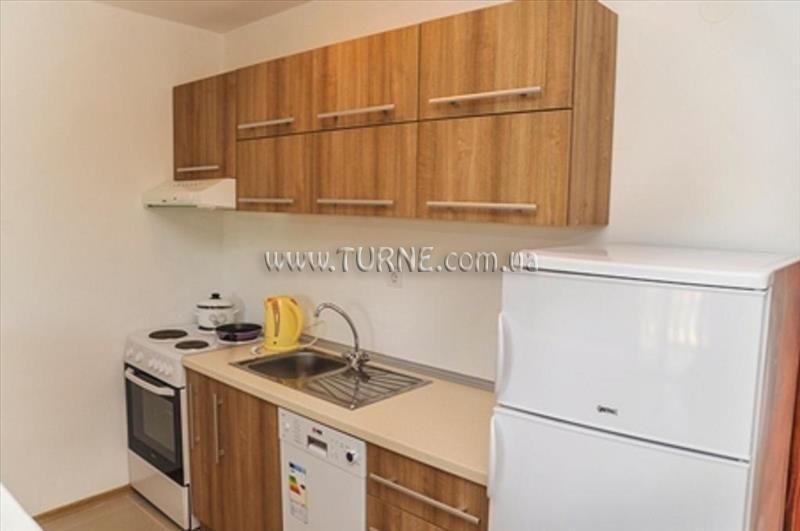 Вид Apartments Petrovac 3*