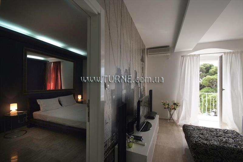 Апартаменти Lux Apartments Petrovac 4*