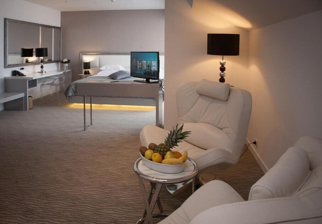 Зображення Hotel Aurel 4*