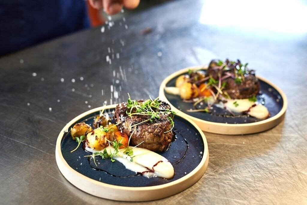 Апартаменты Hotel Ramada 4*