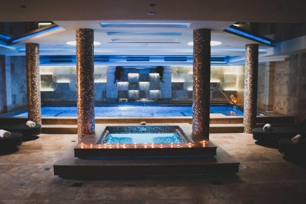 Фотографія Aleksandar Hotel 3*