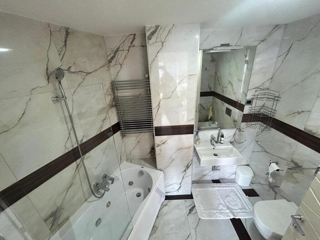 Панорама Apartments Krug 4*