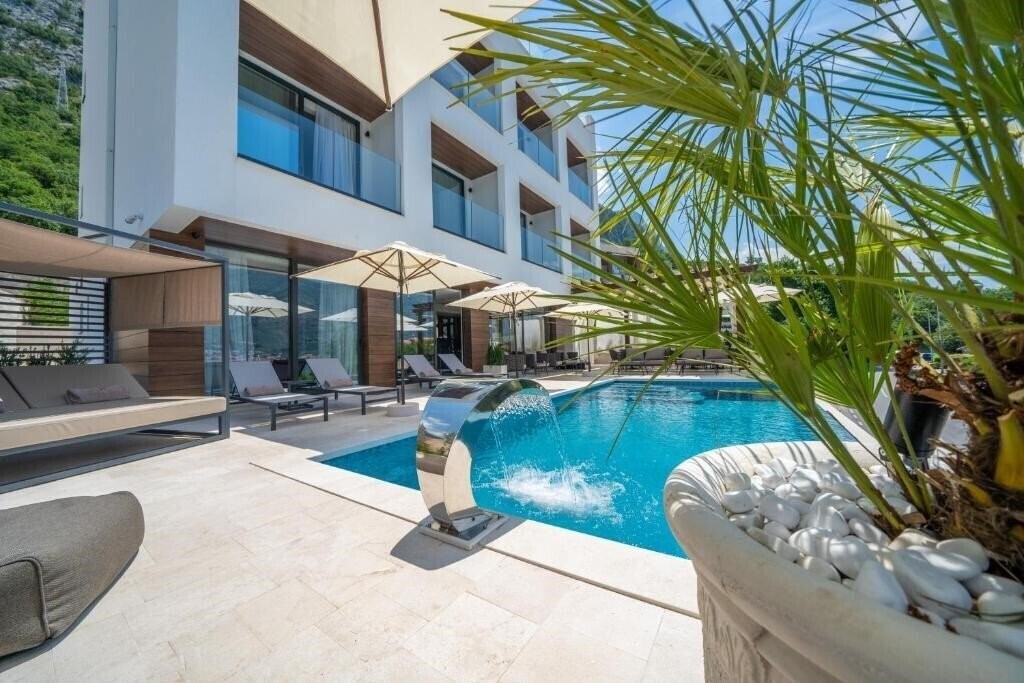 Територія R Palazzo 4*