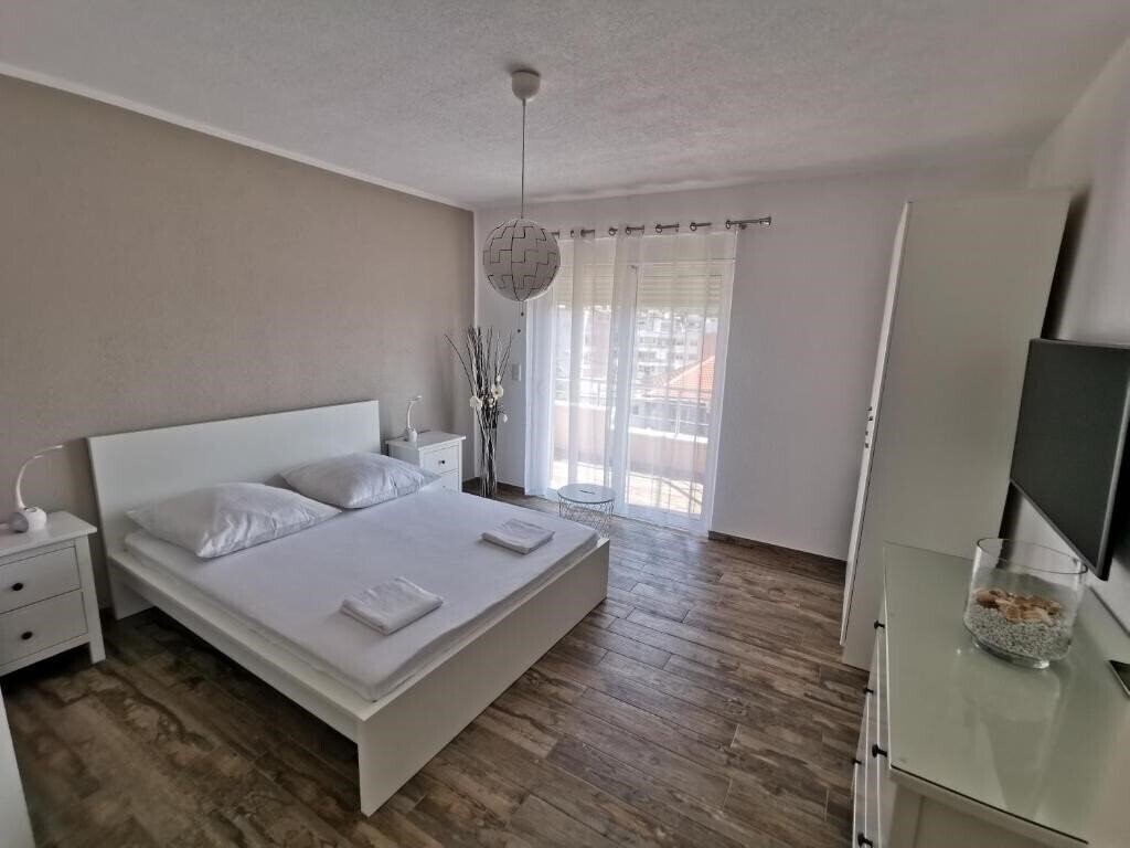 Вид Hotel Villa Jolyn 3*