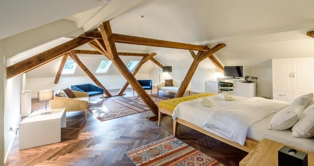 Фото Hotel Gradska Cetinje 5*