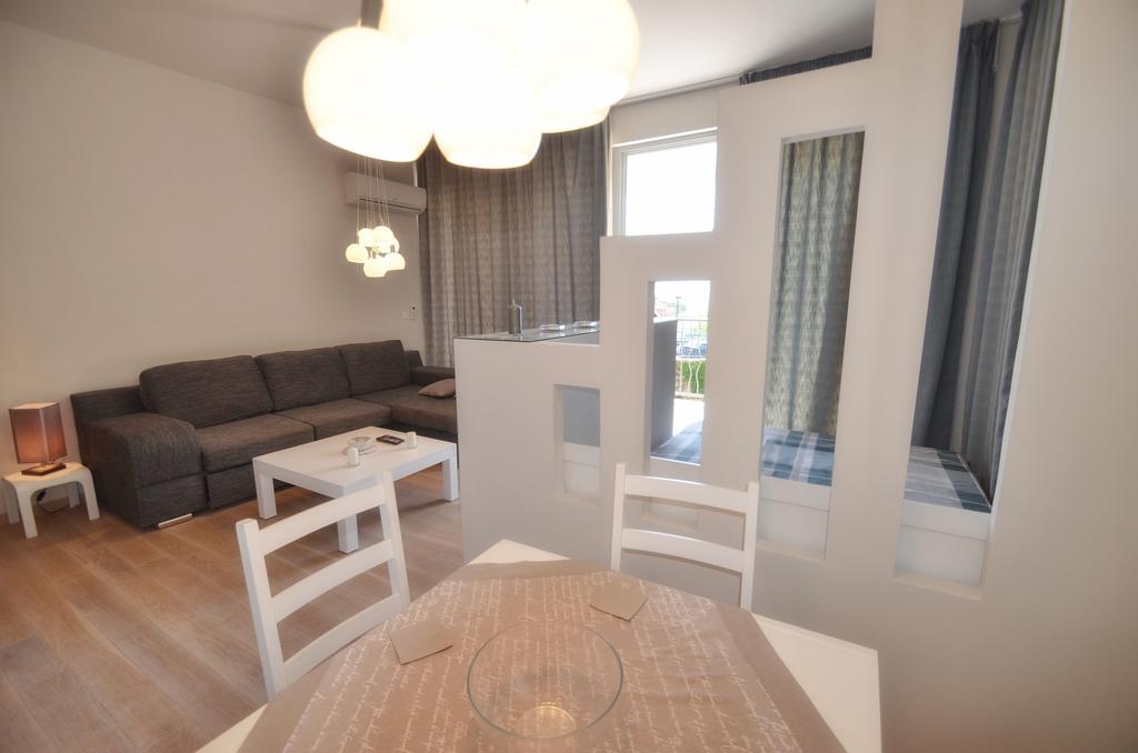 Вид Hec Apartments 4*