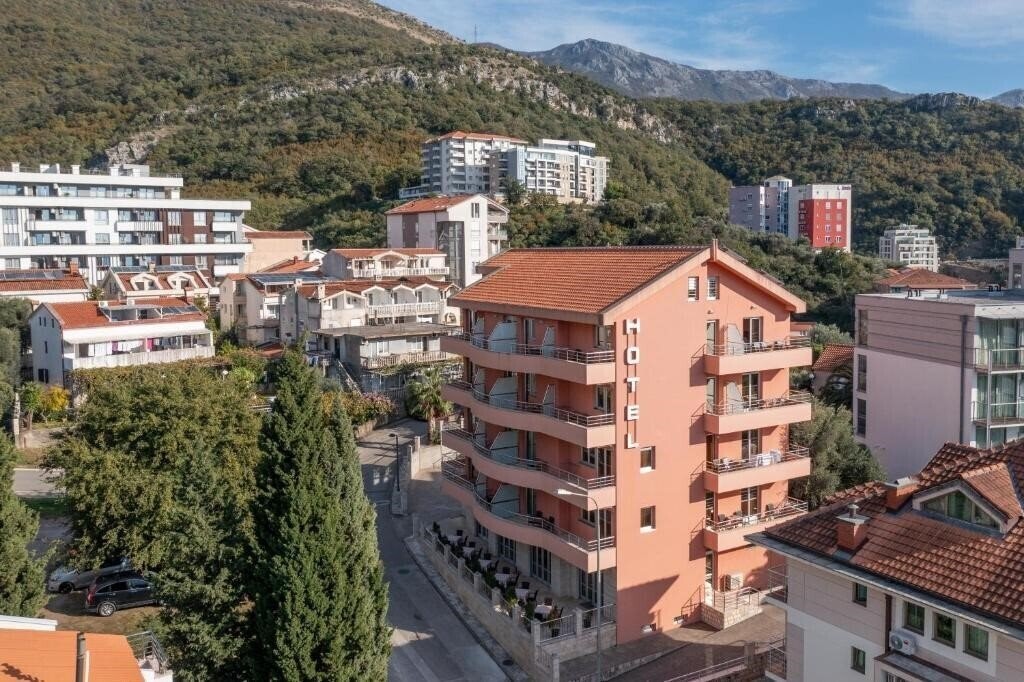 Отель Stella Di Mare 3*
