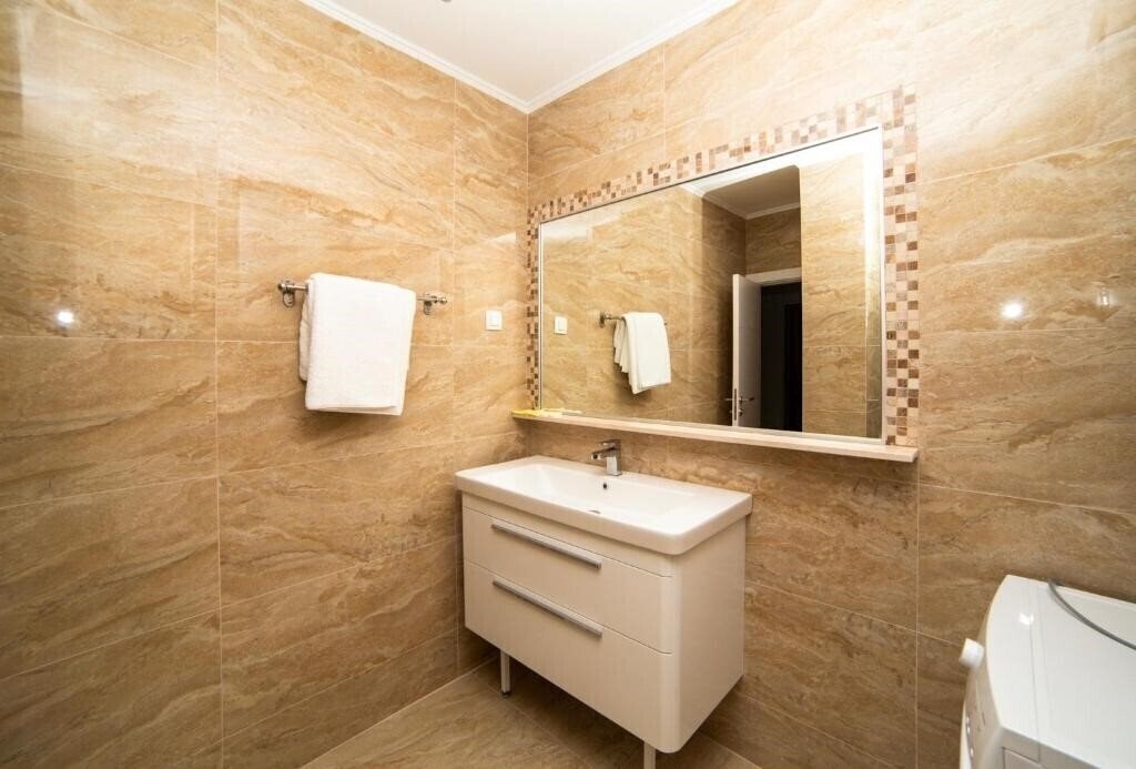 Вид Apartments Obala Aura 4*