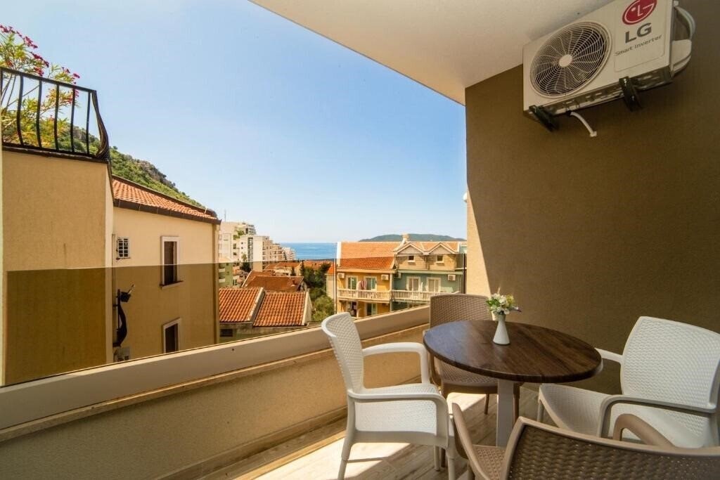 Панорама Apartments Obala Aura 4*