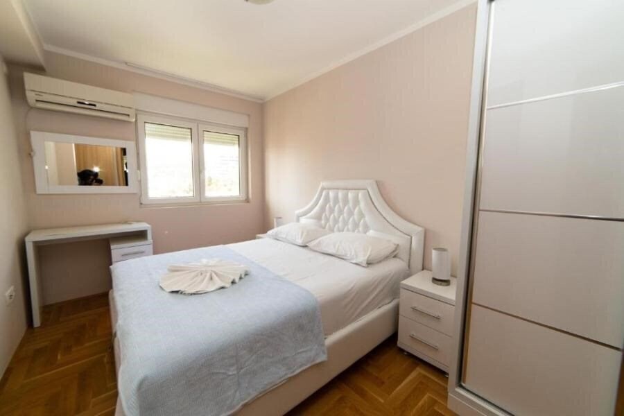 Панорама Hotel Obala Family Apartment 3*