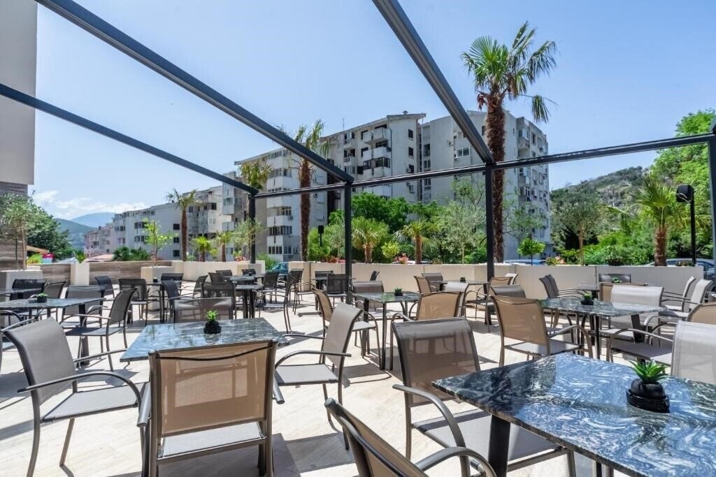 Територія N Hotel 4*