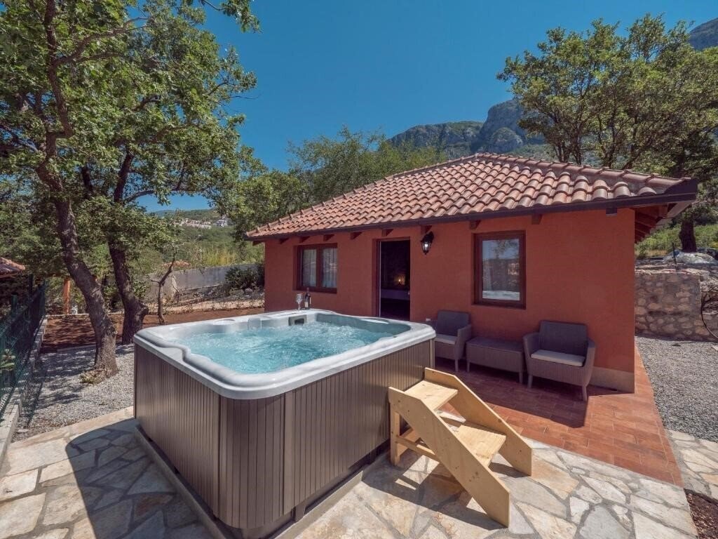 Территория Harmonia Bungalows & Pool (ex. House Harmonia) 3*