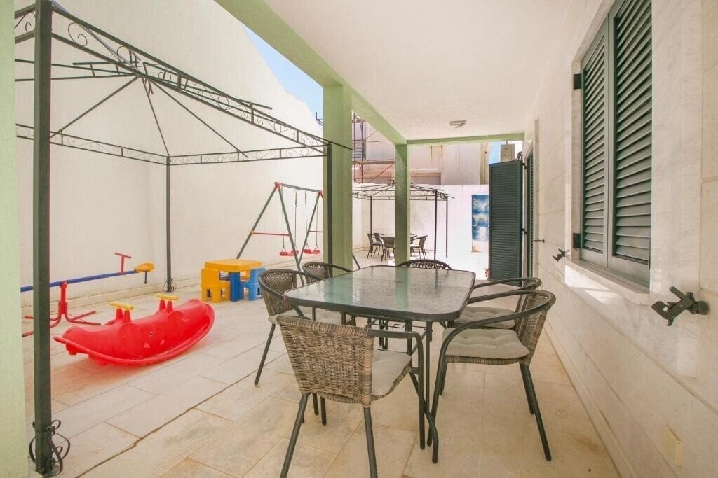 Территория Montesan Hotel 4*