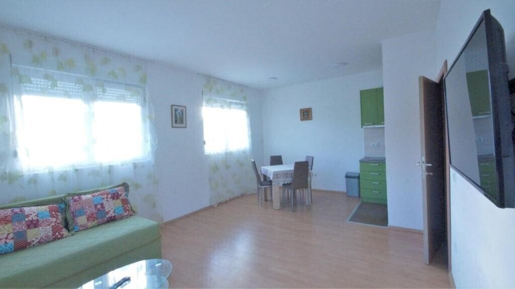 Апартаменти Divine 4*