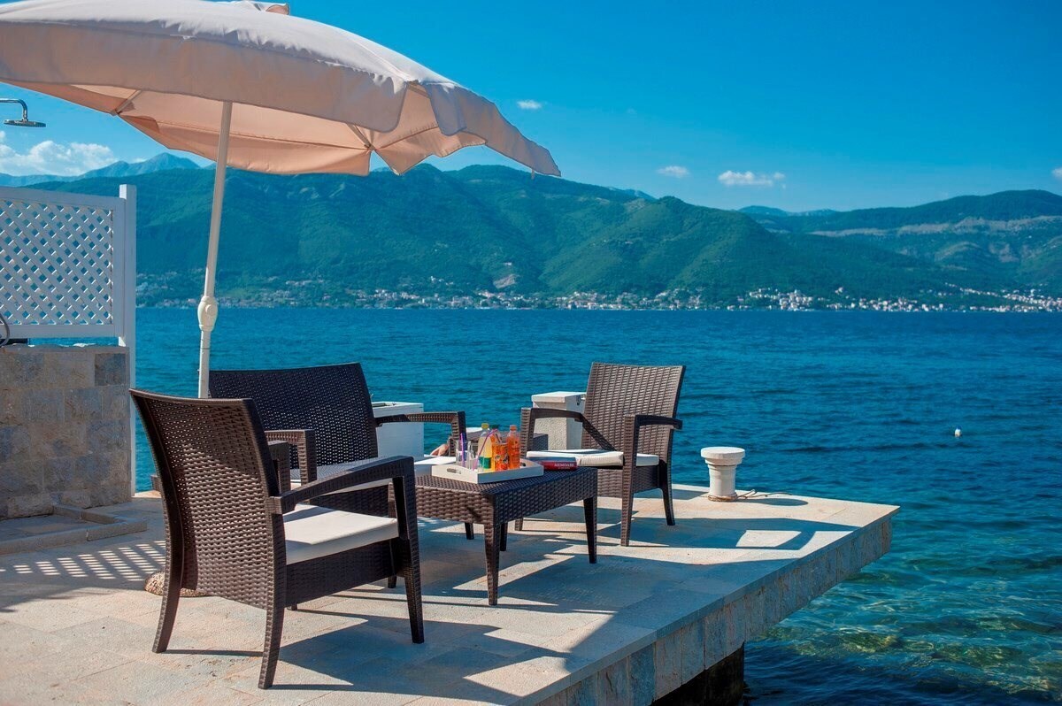 Територія Villa Miramare House вилла