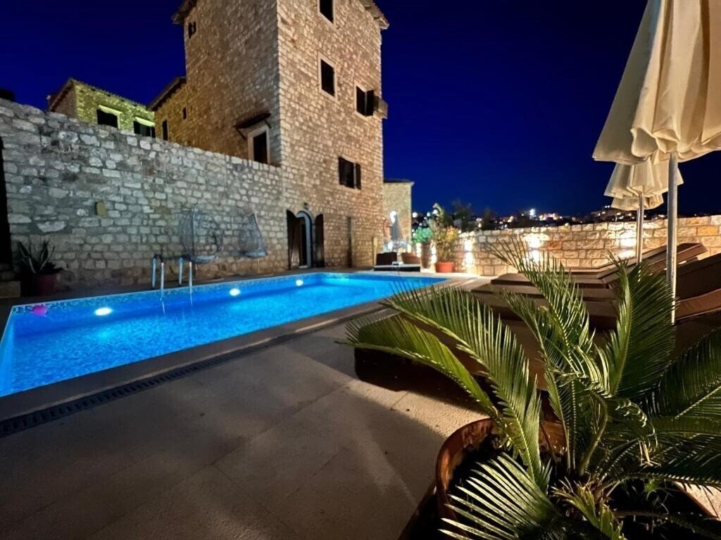 Фотографія Palata Venezia & Dvori Balsica 4*