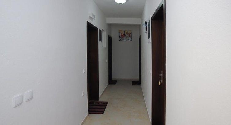 Апартаменты Omega II 3*