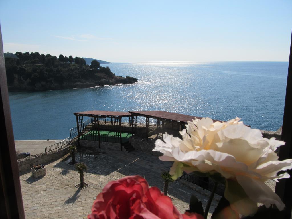 Фото Kulla E Balshajve 3*