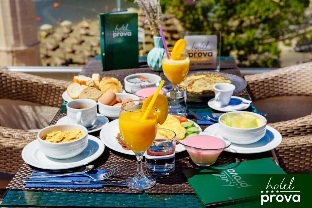 Панорама Prova 4*