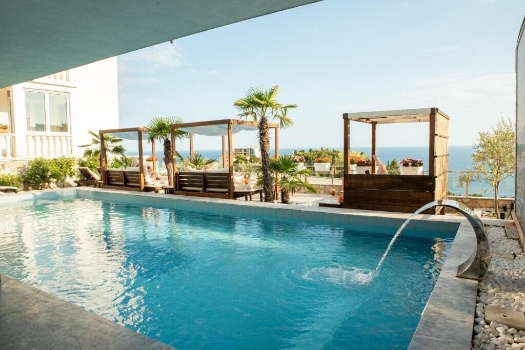 Панорама Freiburg Hotel 4*