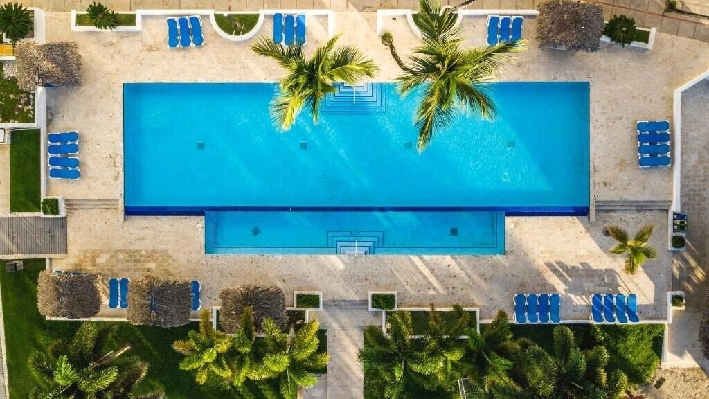 Апартаменты Be Live Hamaca Suites 4*