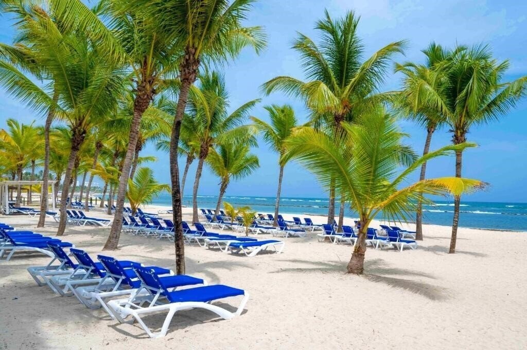 Панорама Coral Costa Caribe Beach Resort 3*