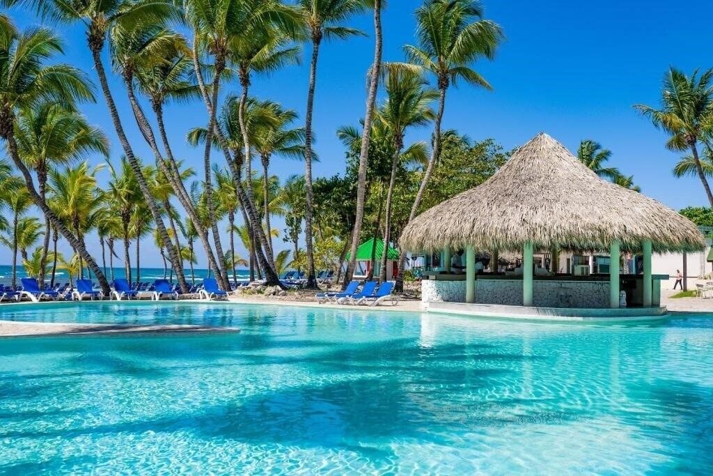 Фото Coral Costa Caribe Beach Resort 3*