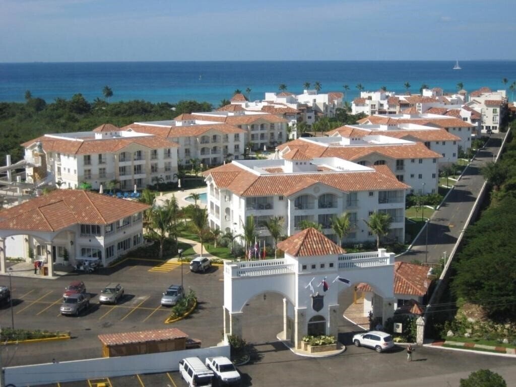Вид Cadaques Caribe Resort & Villas 4*