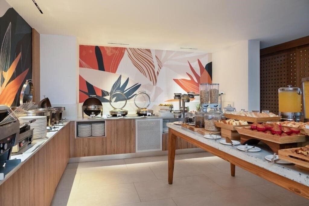 Территория Hilton Garden Inn La Romana 4*