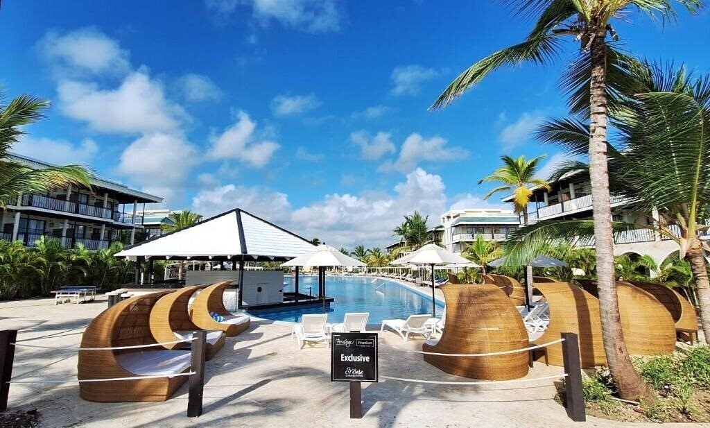 Картинка Ocean El Beso Adults Only 5*