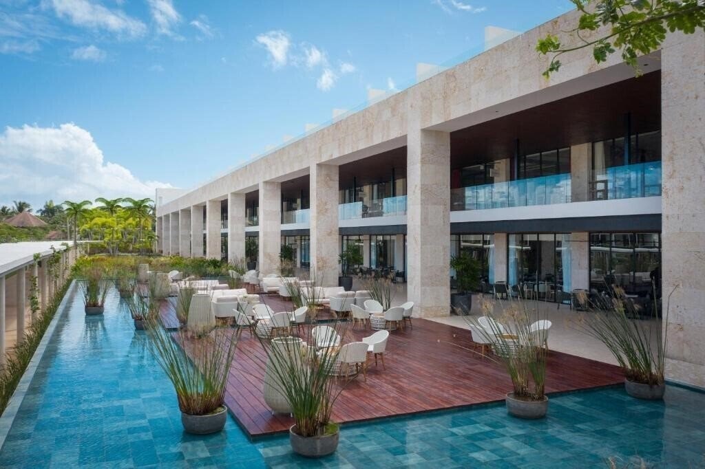 Вид Live Aqua Beach Resort Punta Cana 5*