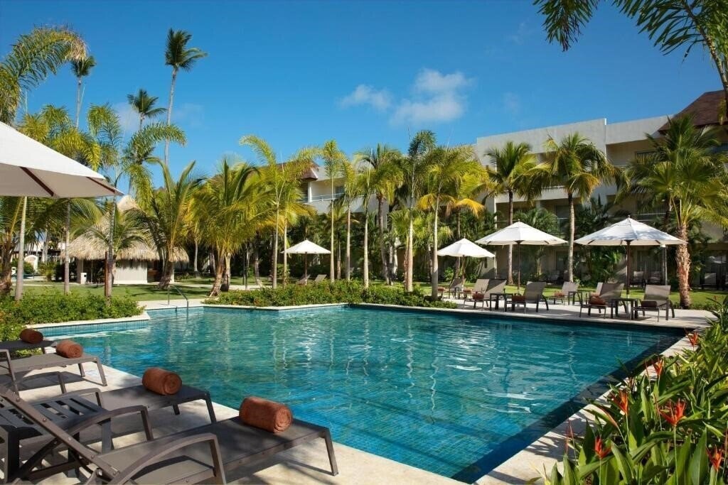 Территория Dreams Royal Beach Punta Cana (ex. Now Larimar Punta Cana) 5*