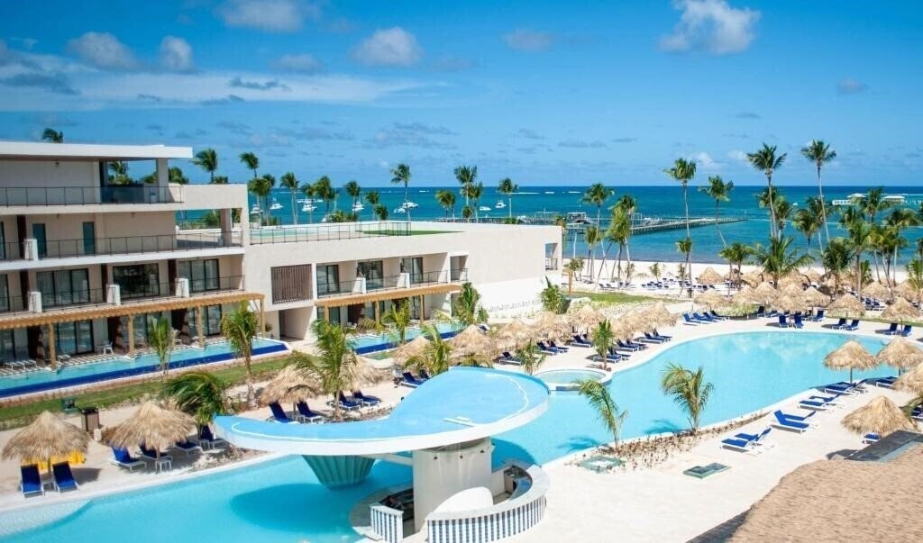 Вид Serenade All Suites, Adults Only Resort 5*