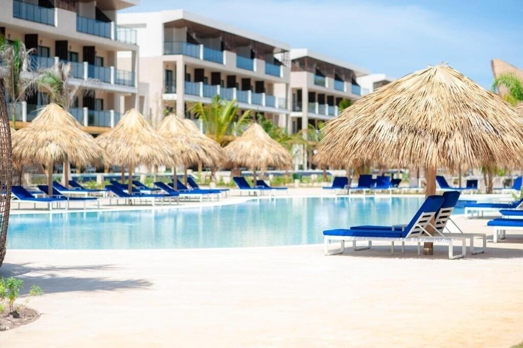 Територія Serenade All Suites, Adults Only Resort 5*