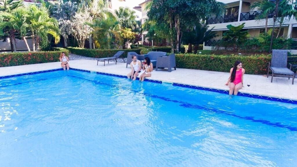 Апартаменты Hotel Casino Niza 3*