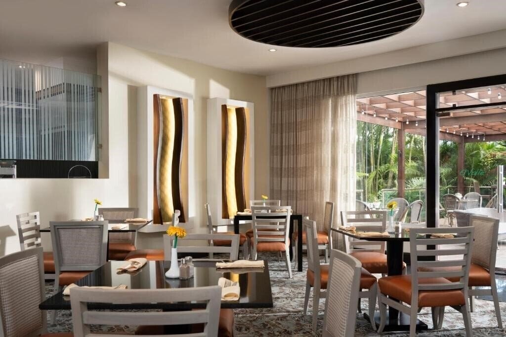 Територія Hodelpa Garden Court 4*