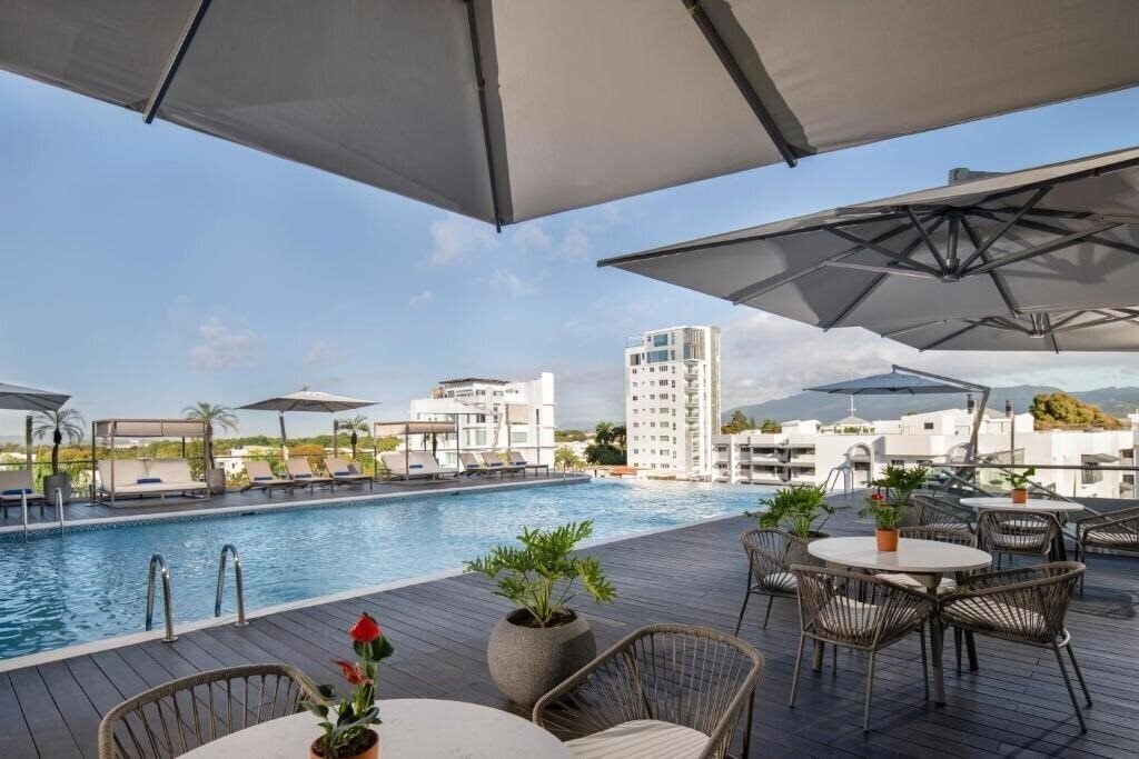 Готель Hodelpa Gran Almirante 3*