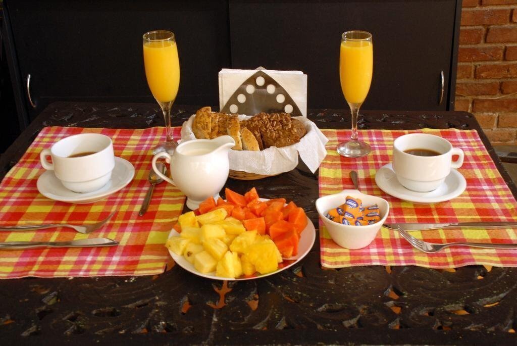 Готель Suite Colonial 3*