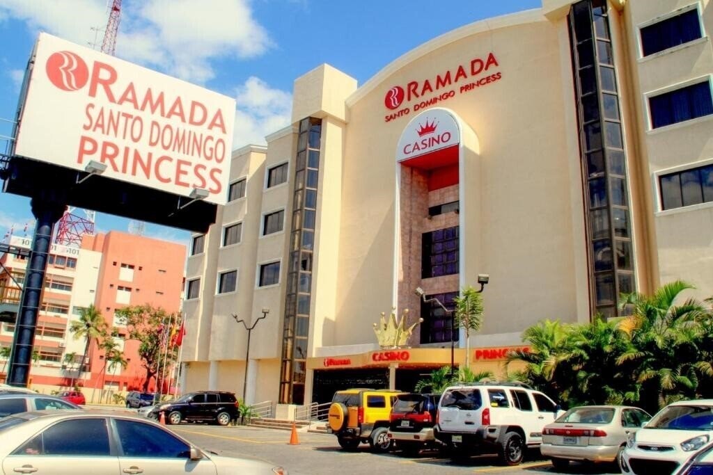 Отель Ramada by Wyndham Princess Santo Domingo (ex. Ramada Santo Domingo) 3*