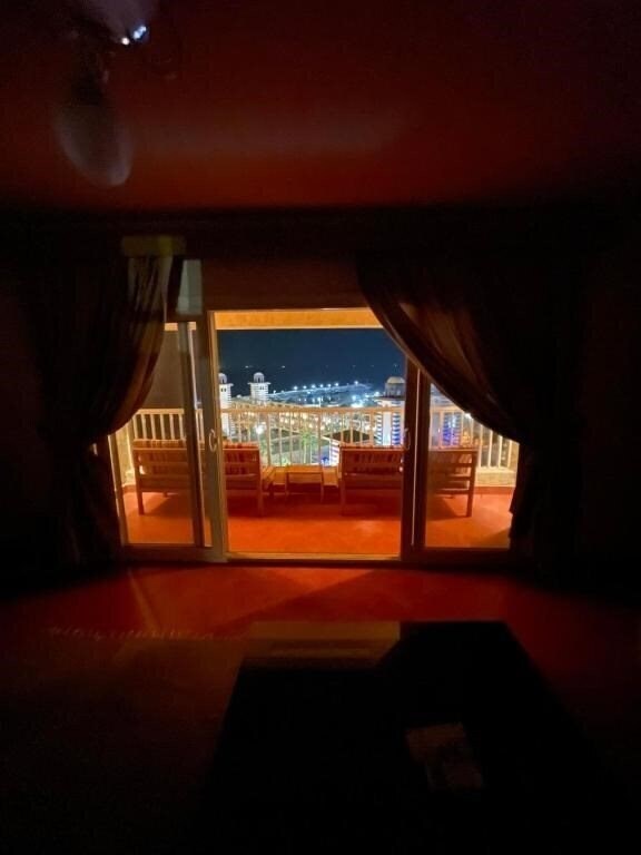 Вид Porto Holidays Sokhna Apartments - Pyramids 4*