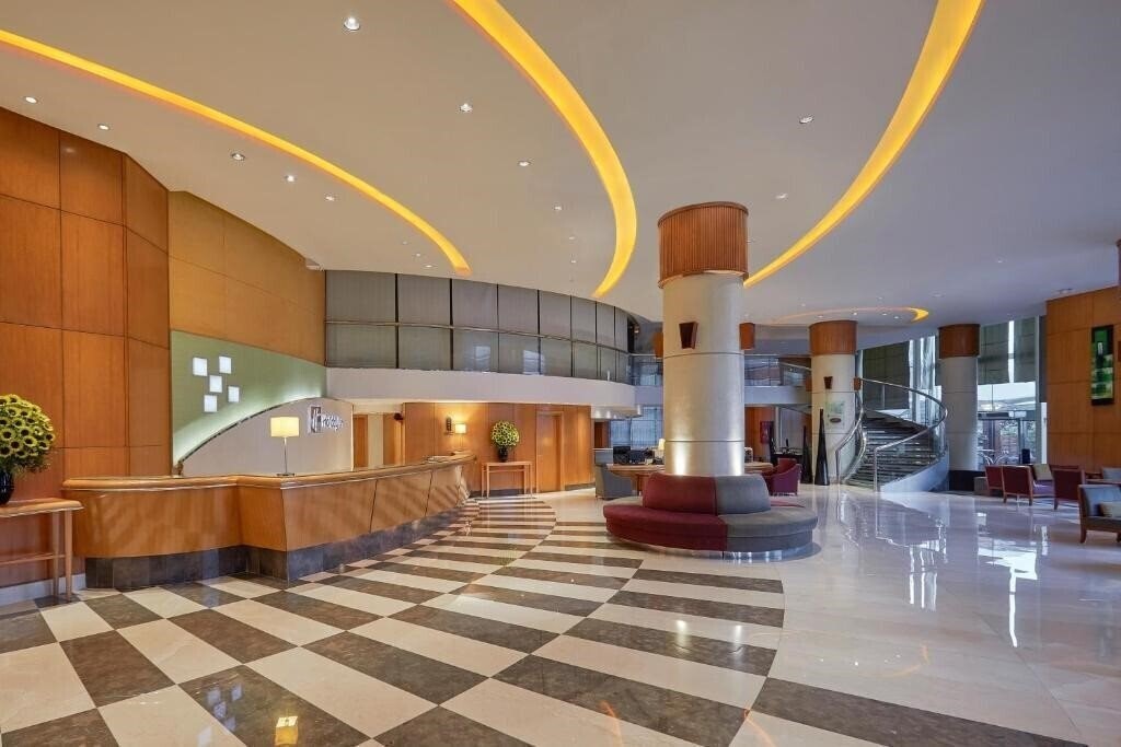 Фото Holiday Inn Cairo - Citystars 5*