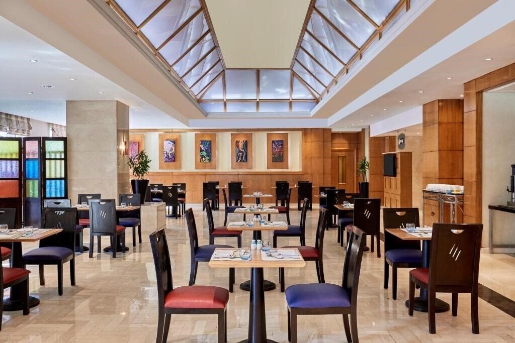 Панорама Holiday Inn Cairo - Citystars 5*